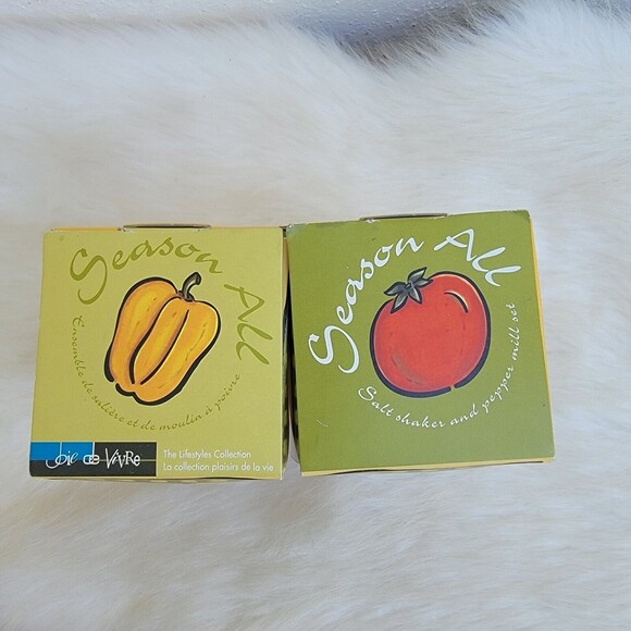 seasonall ceramic and wooden salt and pepper mill set new in box - Picture 4 of 4